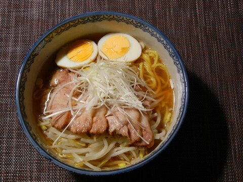 手作りチャーシューで　チャーシュー　ラーメン